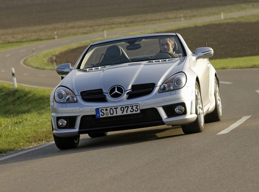  Mercedes-Benz SLK55 AMG 2008 года  (фото 31 из 77)